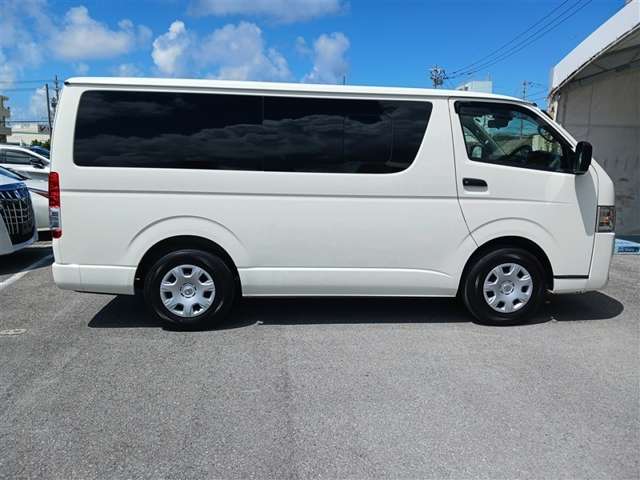 トヨタ ハイエースバン