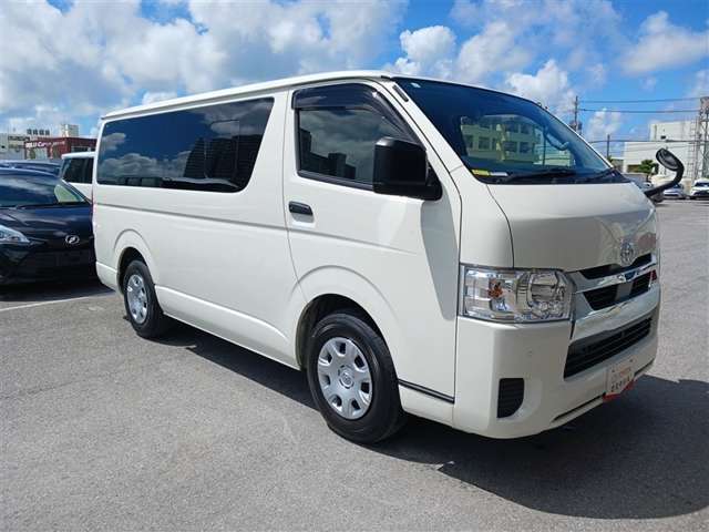 トヨタ ハイエースバン