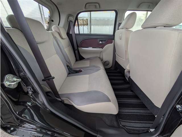 ダイハツ キャスト