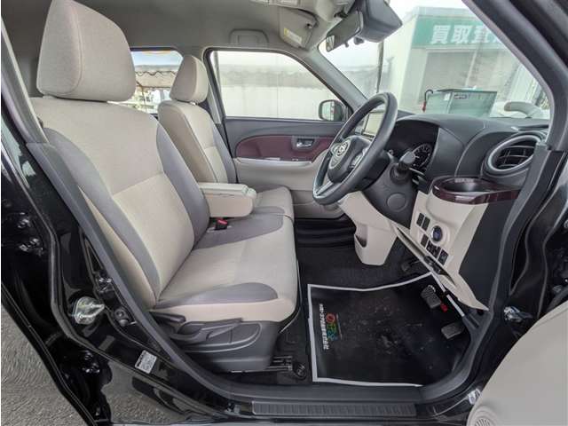 ダイハツ キャスト