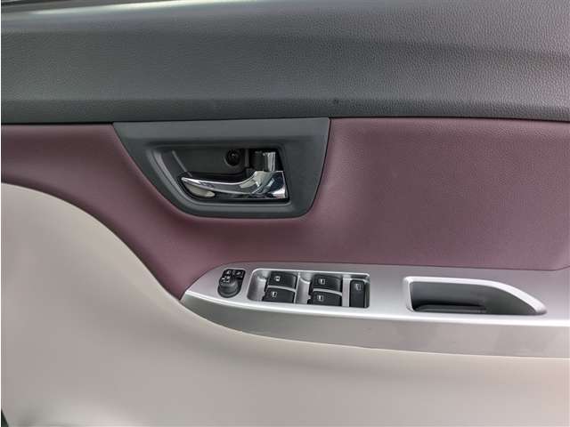 ダイハツ キャスト