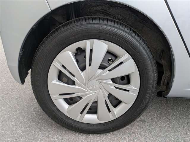 ダイハツ ミライース