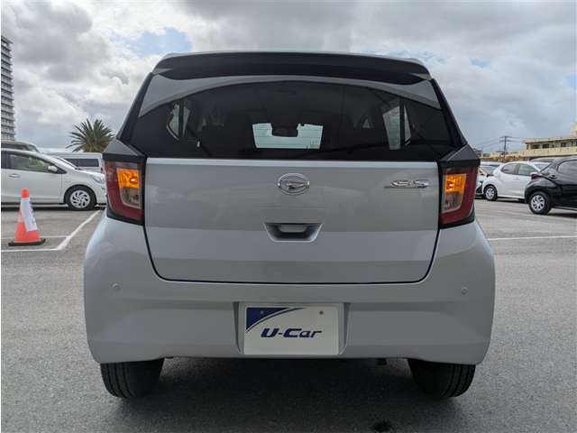 ダイハツ ミライース