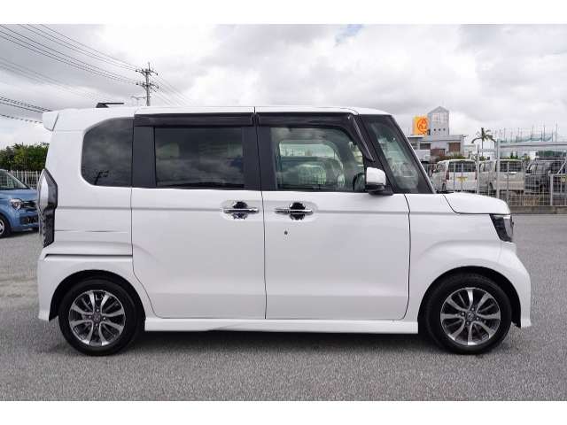 ホンダ N-BOX