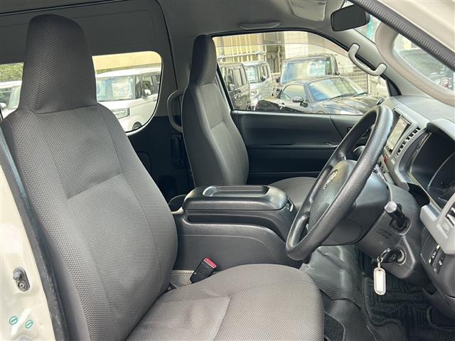 トヨタ ハイエースコミューター