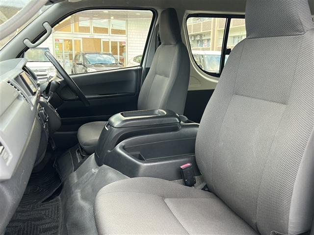 トヨタ ハイエースコミューター