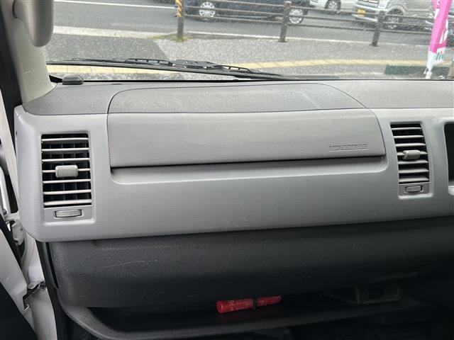 トヨタ ハイエースコミューター