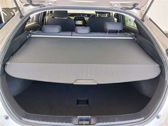 トヨタ プリウス