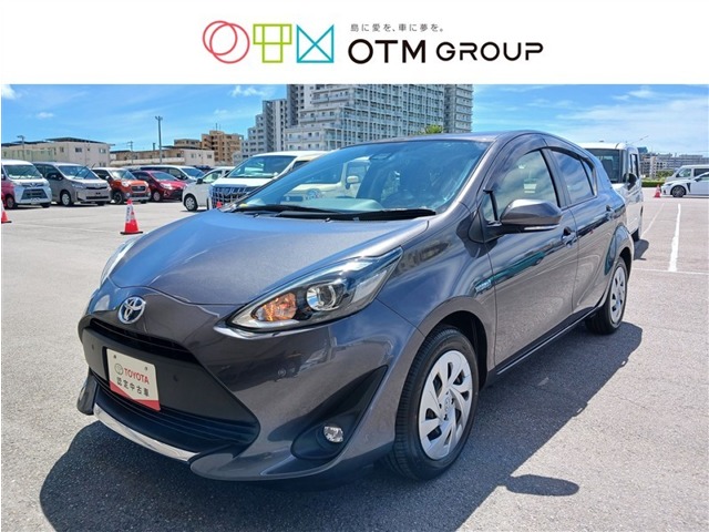 Gグレーメタリック アクア 車両