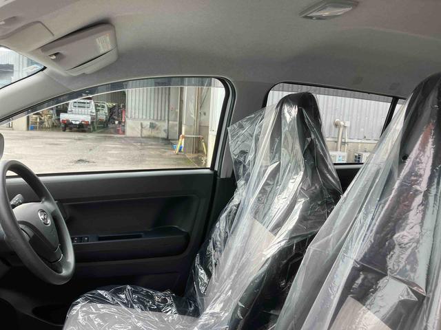 ダイハツ ミライース