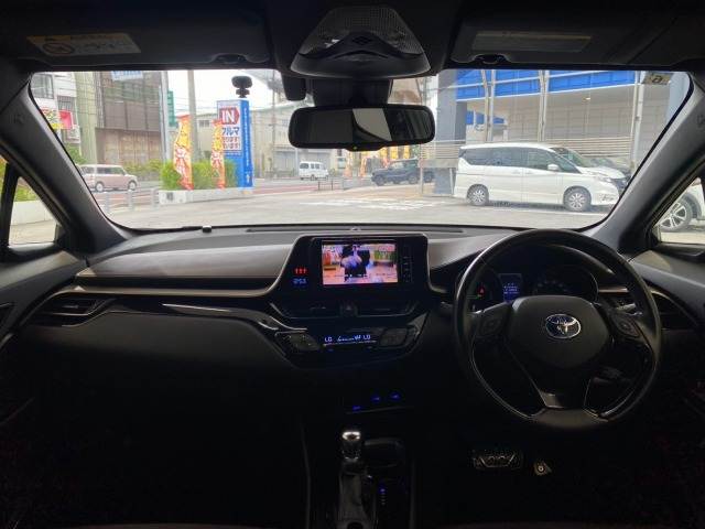 トヨタ C-HR