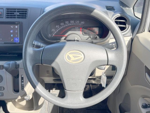 ダイハツ ムーヴ