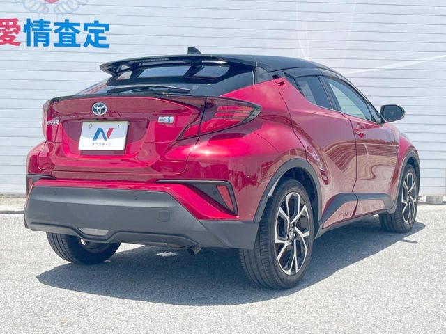 トヨタ C-HR