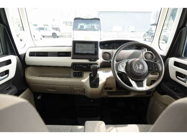 ホンダ N-BOX