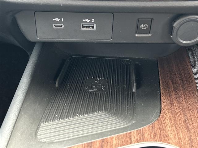 日産 ノートオーラ