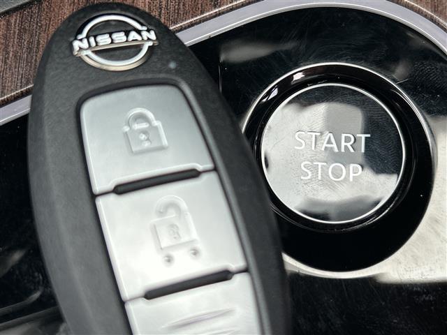 日産 ノートオーラ