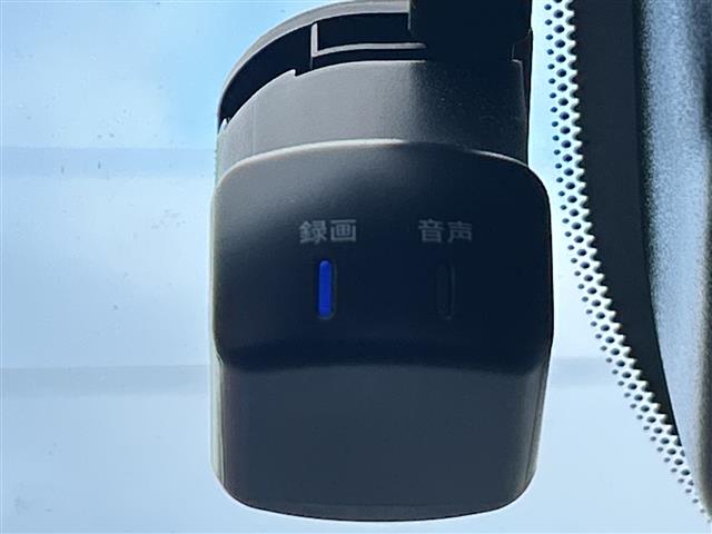 日産 ノートオーラ