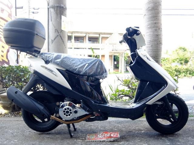 スズキ アドレスv125 G 規制前モデルカスタム車 パーツ多数付きでお買い得 さぁ急がなくっちゃっ パールホワイト 125cc Mirage 24 115km 沖縄のバイク情報 クロスバイク