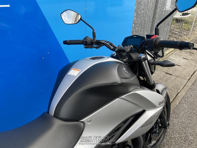 スズキ ジクサー