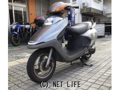 ホンダスペーシー100シルバーです。