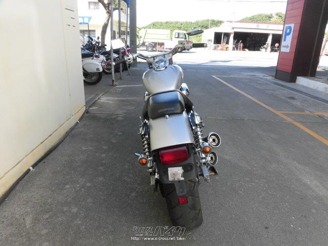 ホンダ マグナ250・2000(H12)初度登録(届出)年・シルバー・250cc