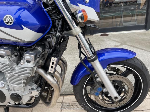 ヤマハ XJR1300・2017(H29)初度登録(届出)年・青・1300cc・グリット