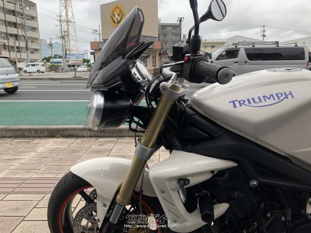 トライアンフ ストリートトリプル