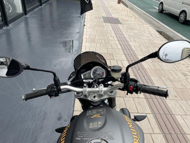 トライアンフ ストリートトリプル