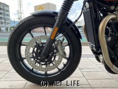 トライアンフ ストリートツイン