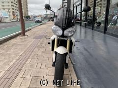 トライアンフ ストリートトリプル