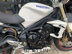 トライアンフ ストリートトリプル
