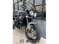 トライアンフ ストリートトリプル