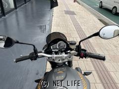 トライアンフ ストリートトリプル