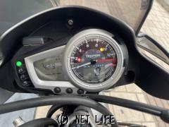 トライアンフ ストリートトリプル