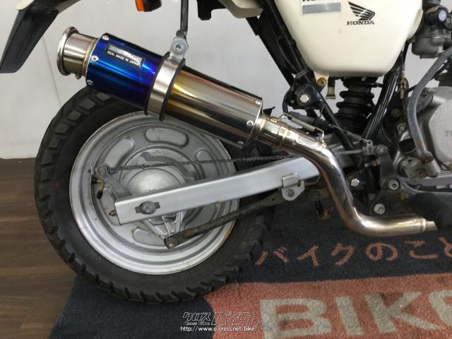 ホンダ エイプ100 BEAMSマフラー☆  ローン、クレジットカード支払いOK!!・2002(H14)初度登録(届出)年・白・100cc・バイク王那覇店・8,529km・保証付・3ヶ月 |  沖縄のバイク情報 - クロスバイク