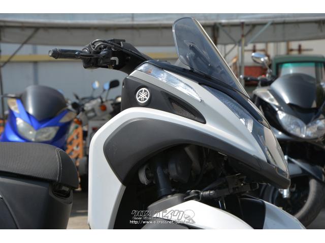 意外と横幅も無く、すり抜けもOKです。 ヤマハ トリシティ