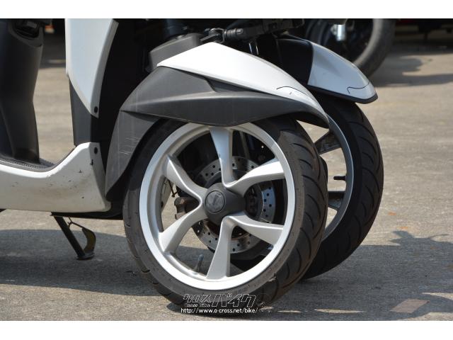 今なら車両購入等に使えるクーポン☆2万円分☆プレゼント!※中古車のみ。強力☆下取り実施中!まずは当店でご相談くださいませ♪ ヤマハ トリシティ