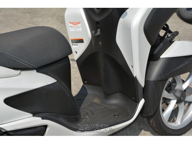 定休:毎週水曜日/第二、四の日曜日 営業時間:平日AM10~pm7、日曜・祝日AM10~PM4 ヤマハ トリシティ