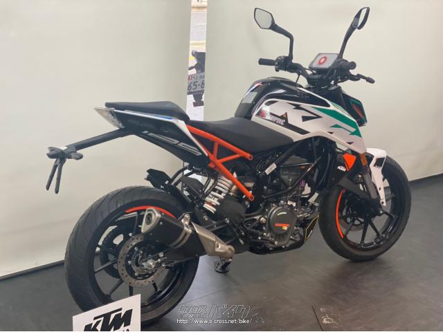 KTM 125 デューク 限定2台 デカールカスタム車・2020(R2)初度登録(届出)年・ホワイト・125cc・KTM  OKINAWA・保証付・24ヶ月・距離無制限 | 沖縄のバイク情報 - クロスバイク