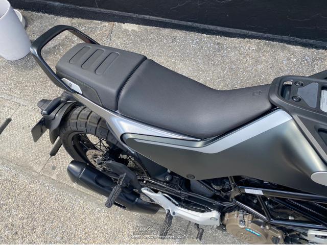 Husqvarna スヴァルトピレン401 エルゴシート （VITPILEN 401