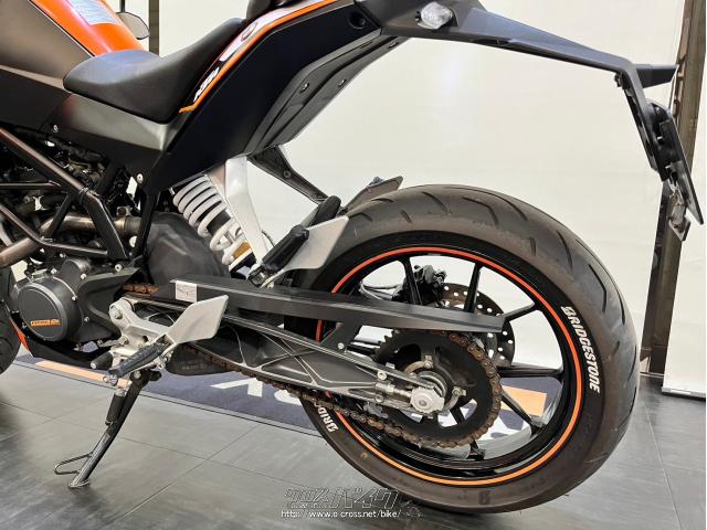 KTM 200 デューク・2012(H24)初度登録(届出)年・ブラック オレンジ・200cc・KTM  OKINAWA・15,242km・保証付・3ヶ月・3000km | 沖縄のバイク情報 - クロスバイク