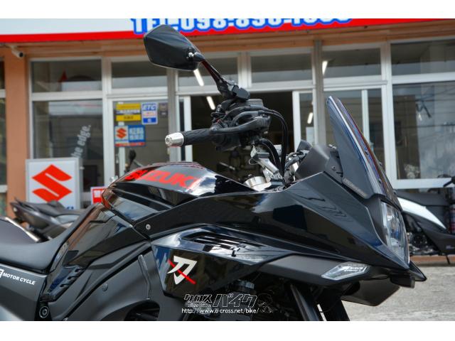 アグラスのトップブリッジ、ハンドル、ミラーも変更。 スズキ GSXカタナ1000