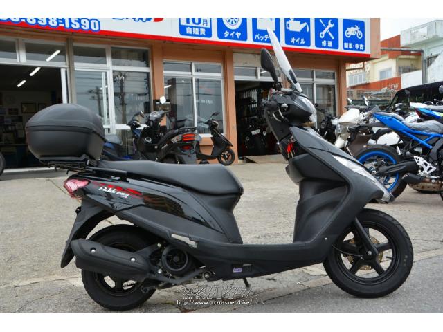 旭風防のスクリーンとリアボックス+トランクで収納スペースも安心 スズキ アドレス125