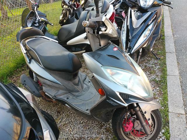 キムコGディンク125 現状車 （KYMCO G-DINK i ：個性的な