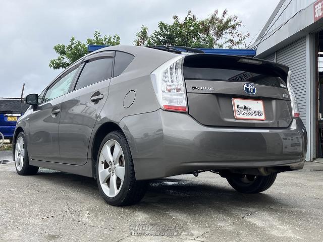 トヨタ プリウス