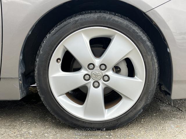 トヨタ プリウス