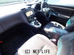 トヨタ マークXジオ