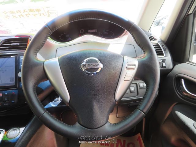 本革ステアリング・オートクルーズ機能付き 日産 セレナ