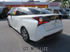 トヨタ プリウス