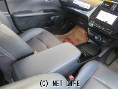 トヨタ プリウス